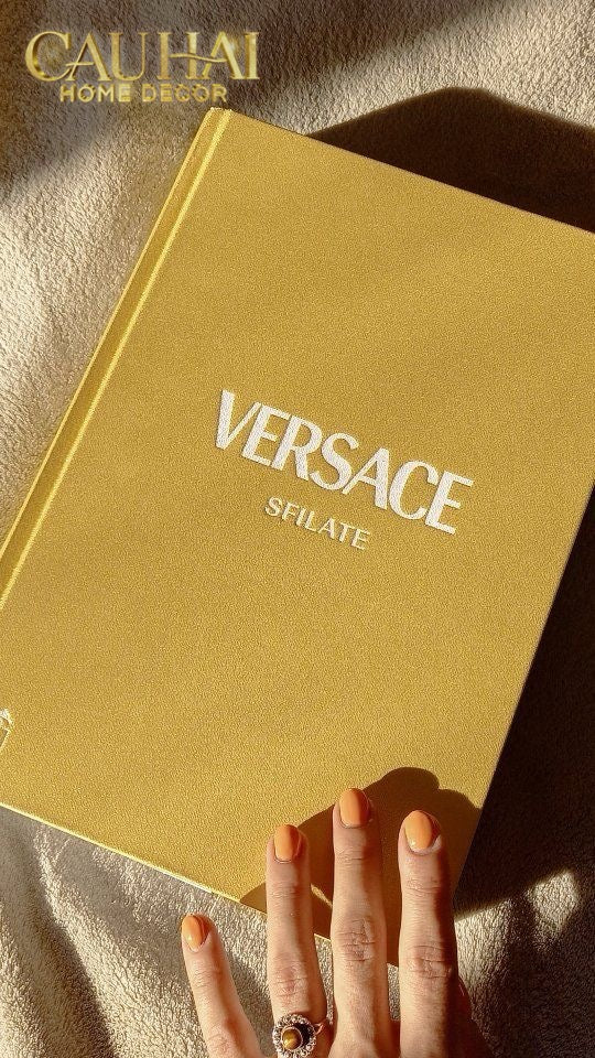 Maison Couture - Sách Fashion Versace Catwalk