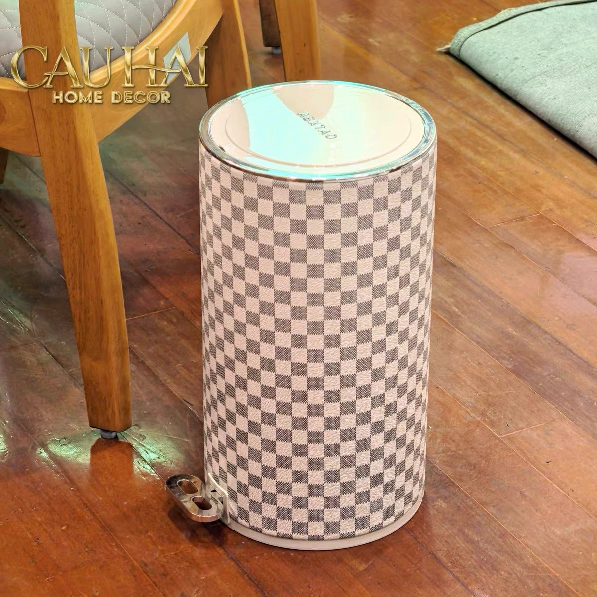Thùng Rác Bọc Da Cao Cấp 15L - Damier Blanc L Class Trash Bin