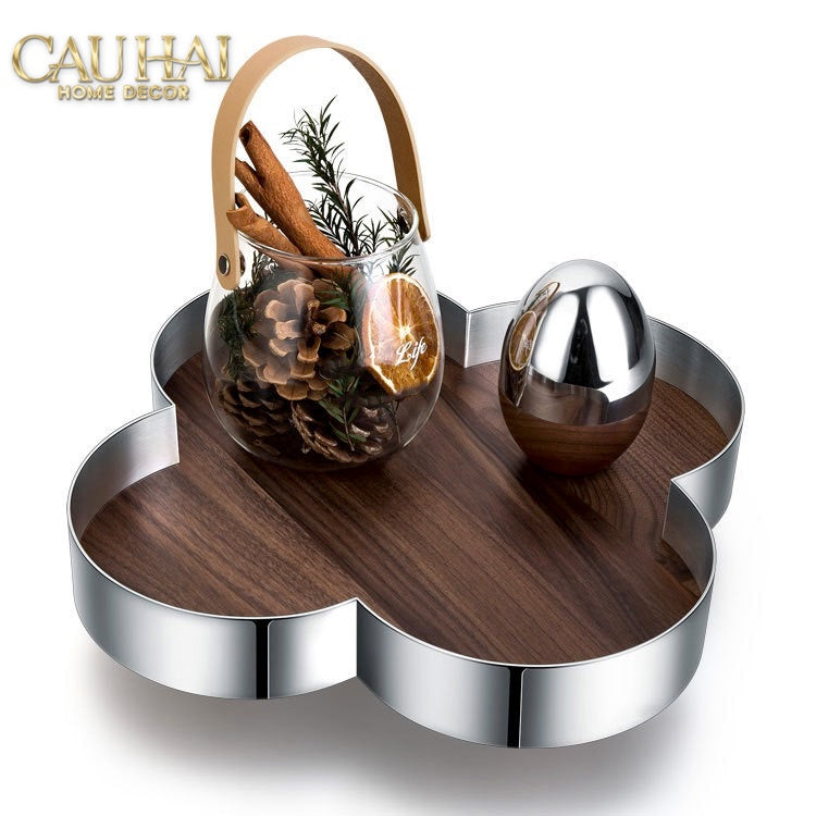 Khay Gỗ Viền Inox Louis Monogram Quatrefoil Heritage