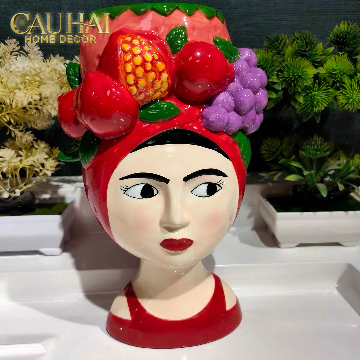 La Sicilia Royale - Regina del Giardino Ceramic Decorative Figurine H31
