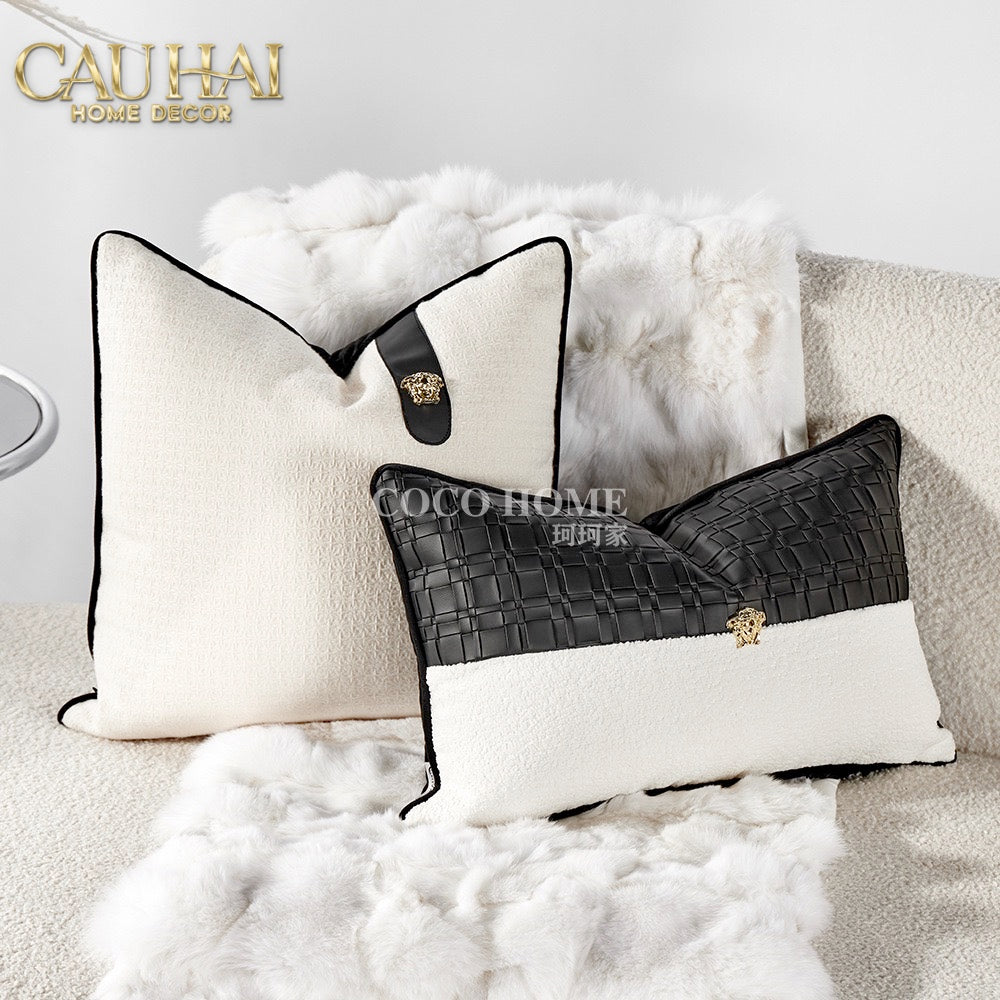 Vỏ Gối Bouclé Medusa Tab Ivory Noir 45x45