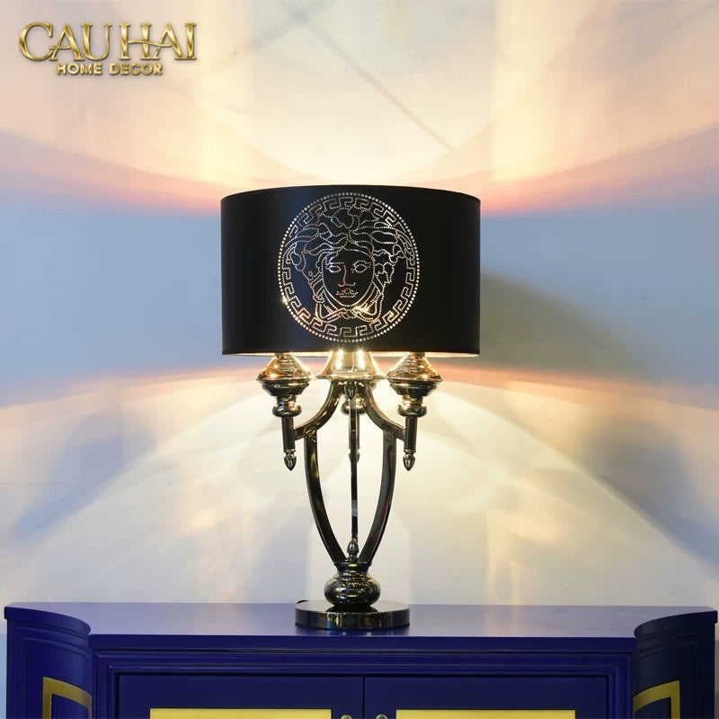 Đèn Bàn Versus Medusa Signature - V Class Side Table Lamp Ss22-ĐÈN BÀN-CẬU HAI HOME DECOR