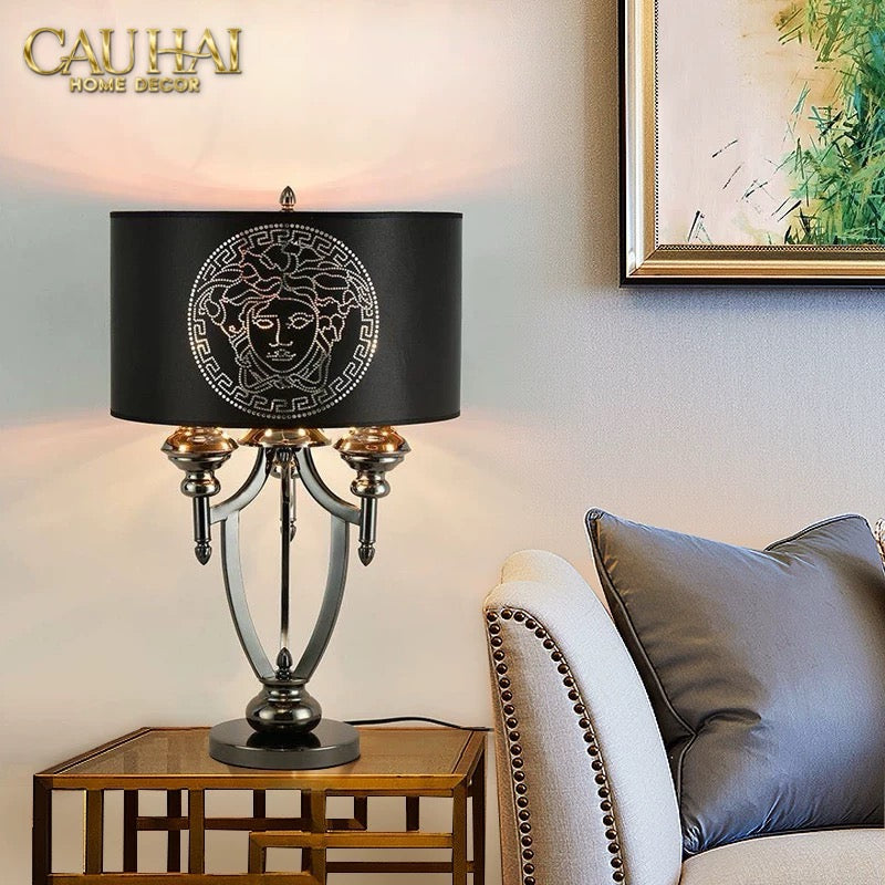Đèn Bàn Versus Medusa Signature - V Class Side Table Lamp Ss22-ĐÈN BÀN-CẬU HAI HOME DECOR