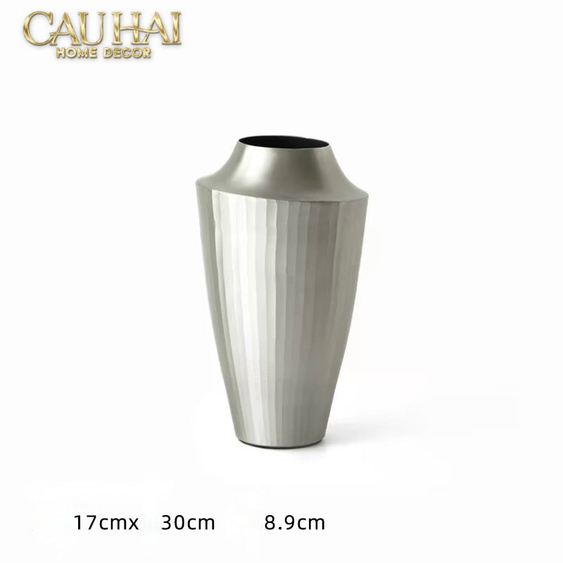 Indira Maison Couture - Bình Hoa Hợp Kim Metalic Platinum Fluted Silhouette Vase 17x6.9x30-BÌNH HOA-CẬU HAI HOME DECOR