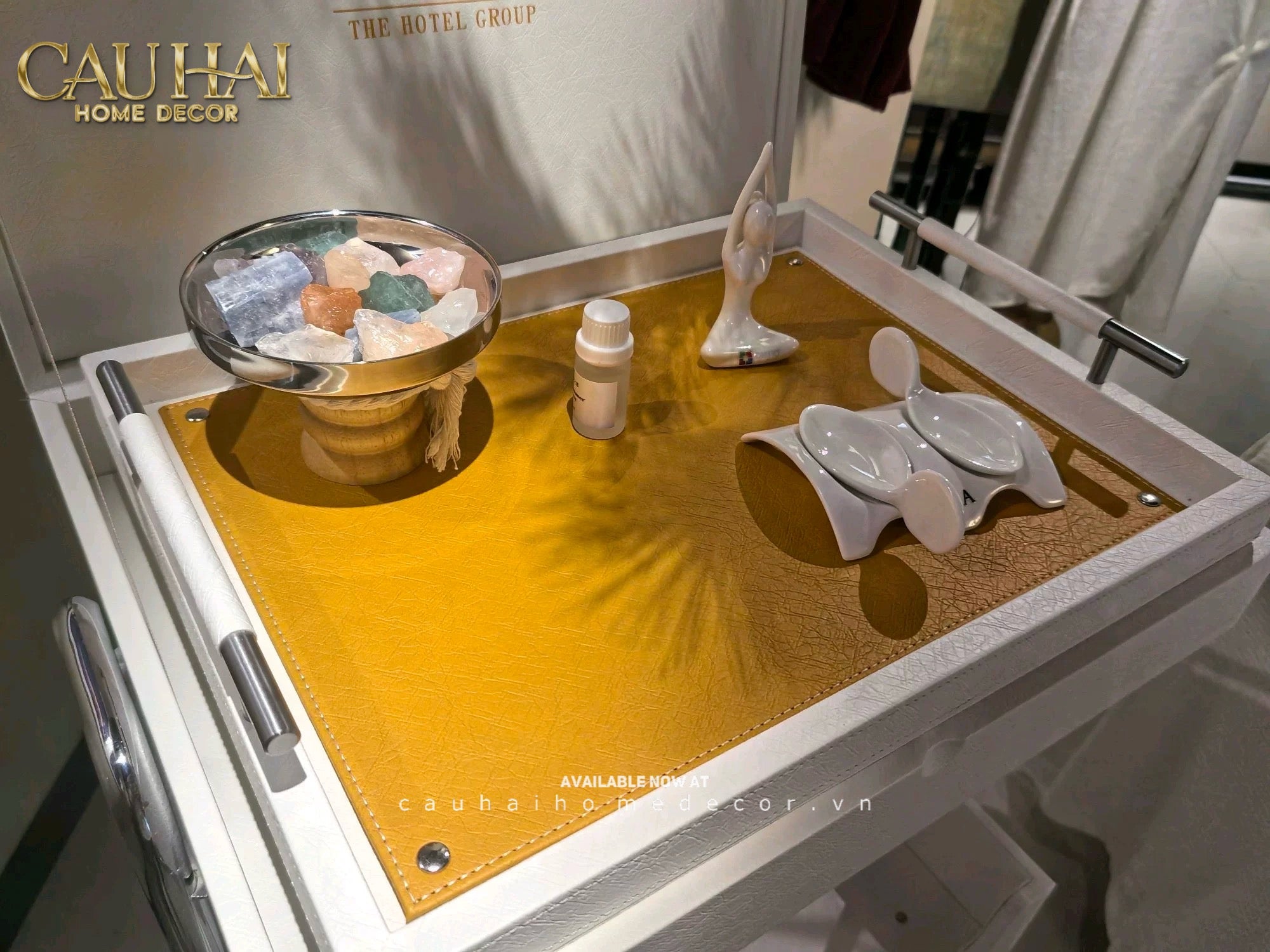 Khay Gỗ Chữ Nhật Chanh Vàng Elegance Luxe Leather - Citrus Jaune 32.5x42.5-KHAY TRANG TRÍ-CẬU HAI HOME DECOR