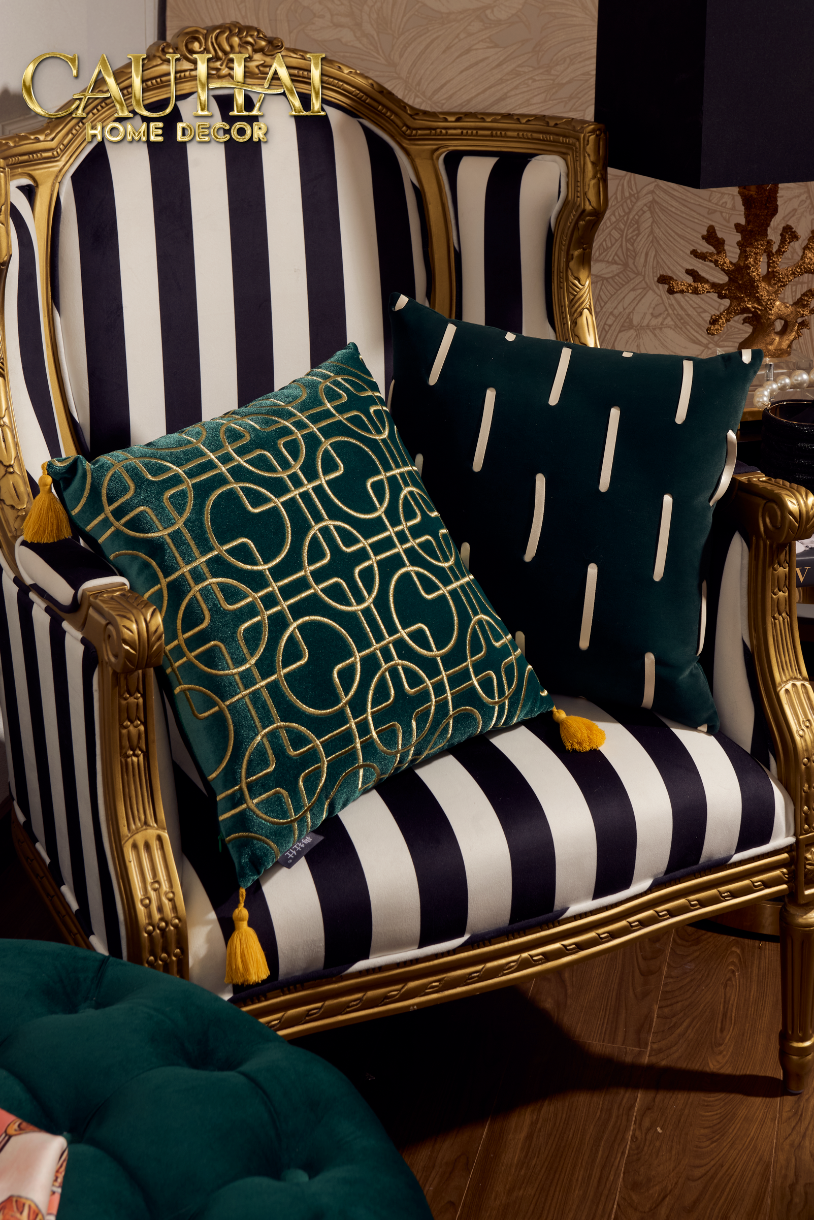 Set of 2 Emerald Lumina Grid Velvet Pillows 45X45