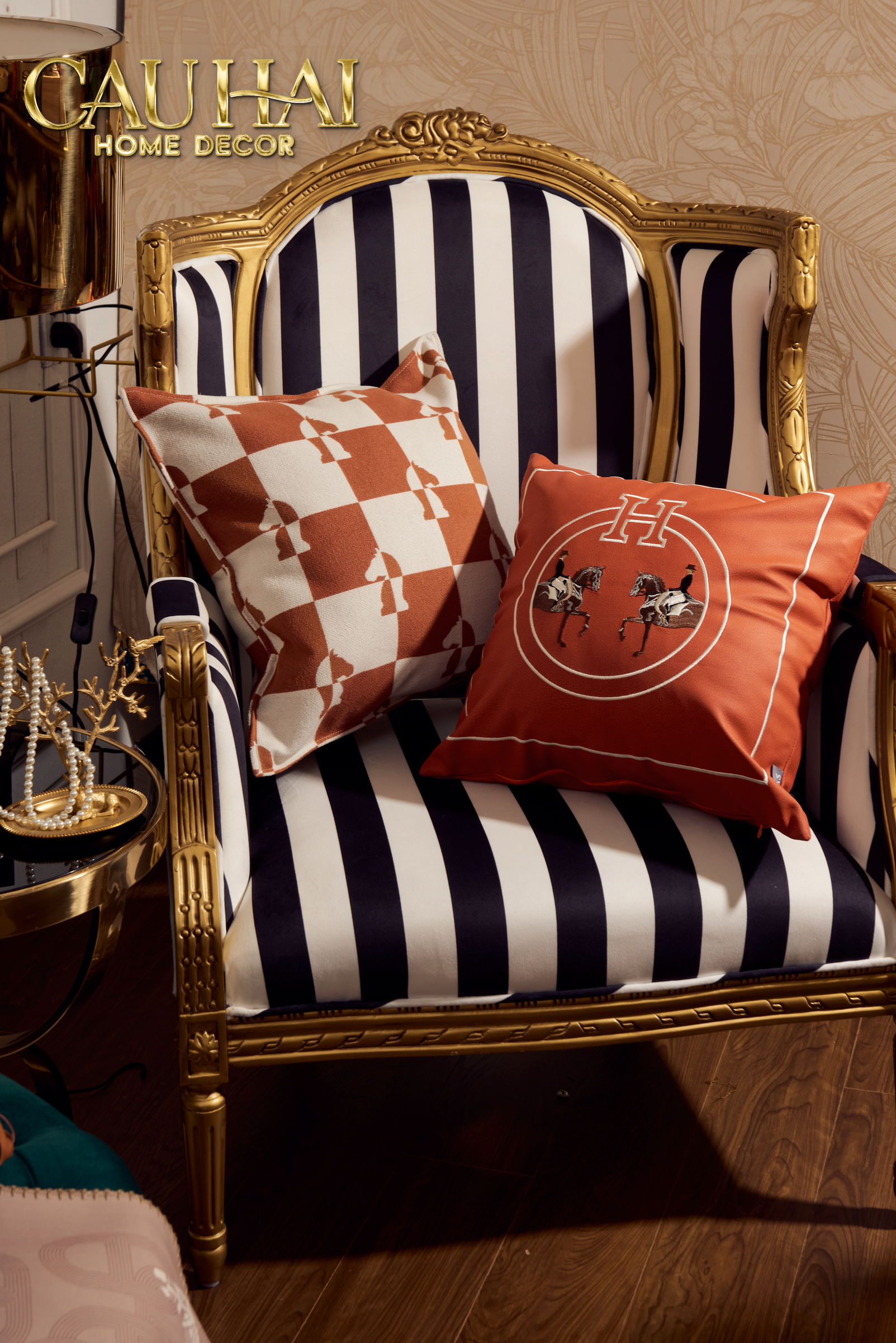 Cavalier Checkerboard Ébène Brun Art Cushion Cover 45