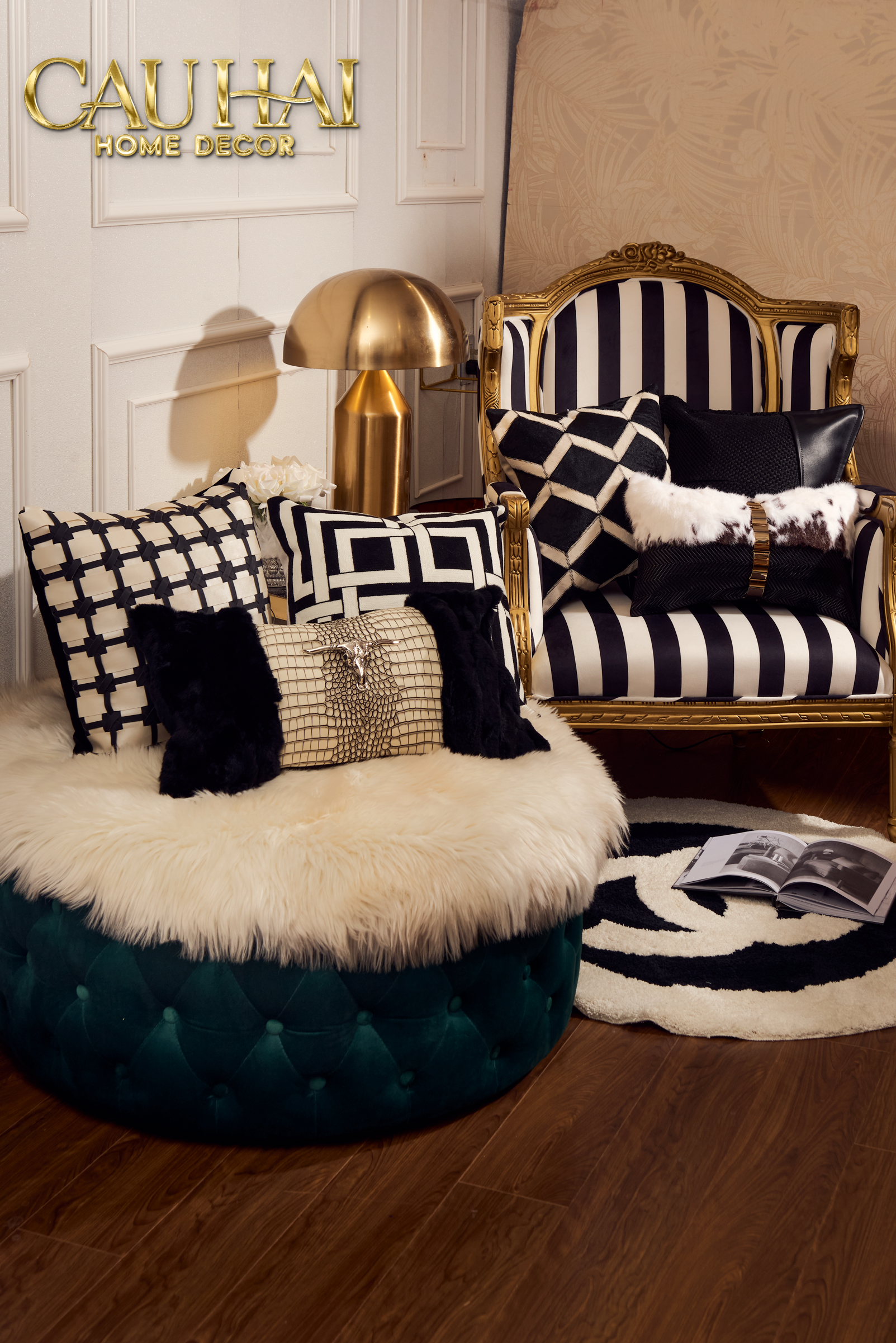 Mono Geometric Border Canvas Pillow Cover 45