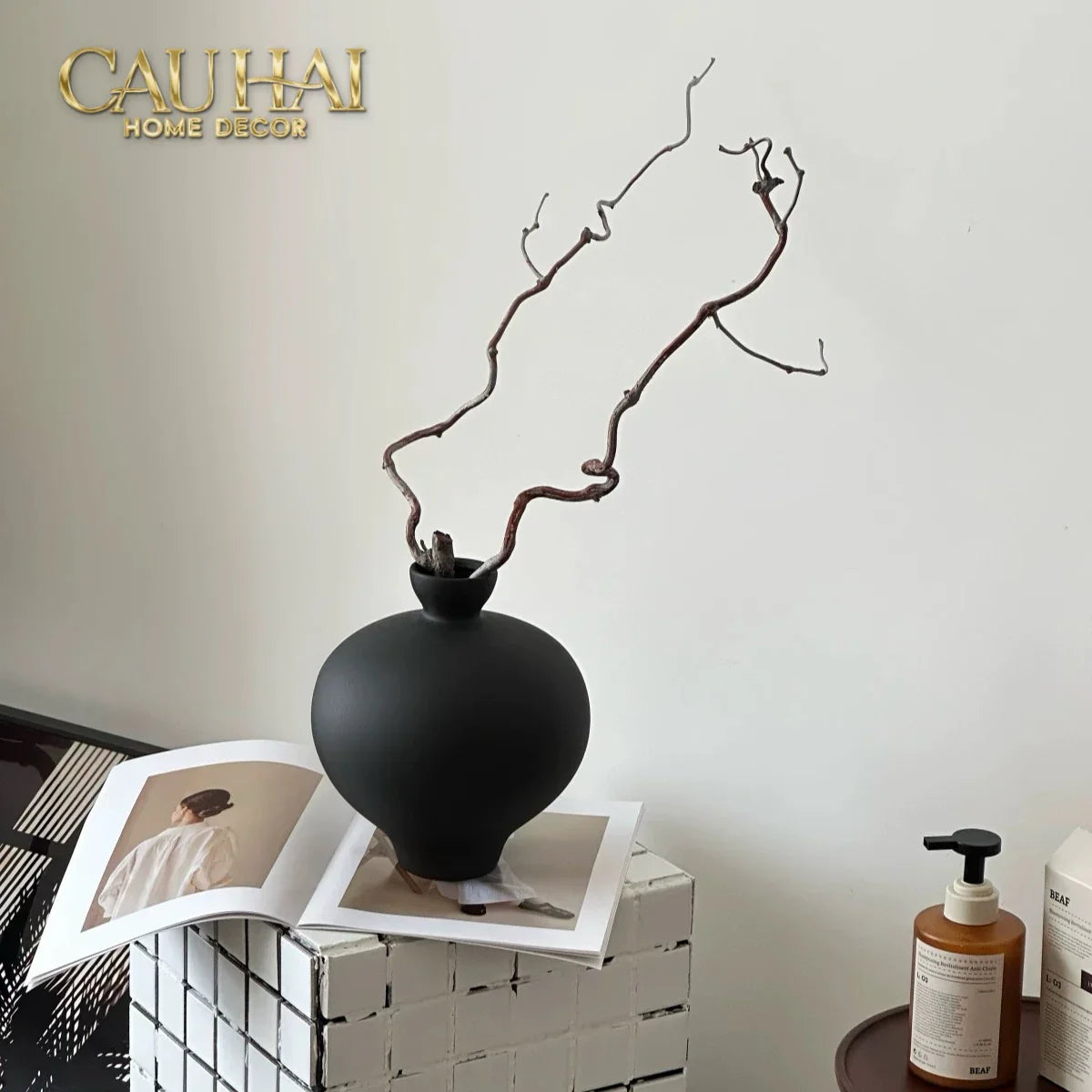 Bình Hoa Gốm Tròn Đen Noire Pearl Pottery Vase 23.5x17-BÌNH HOA-CẬU HAI HOME DECOR-CẬU HAI HOME DECOR