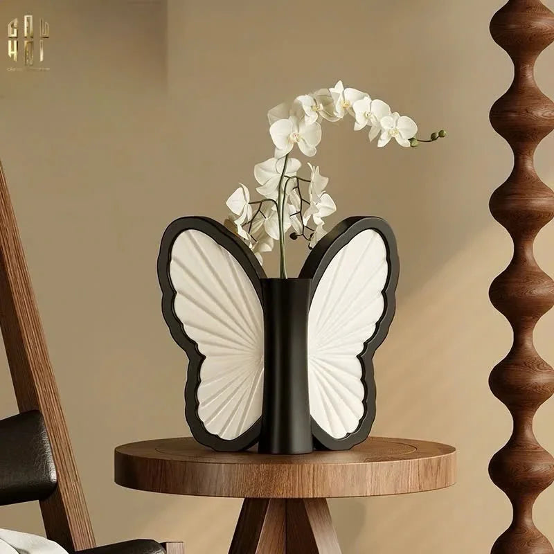 Bình Hoa Papillon - Blanc Et Noir Ss25-BÌNH HOA-CẬU HAI HOME DECOR