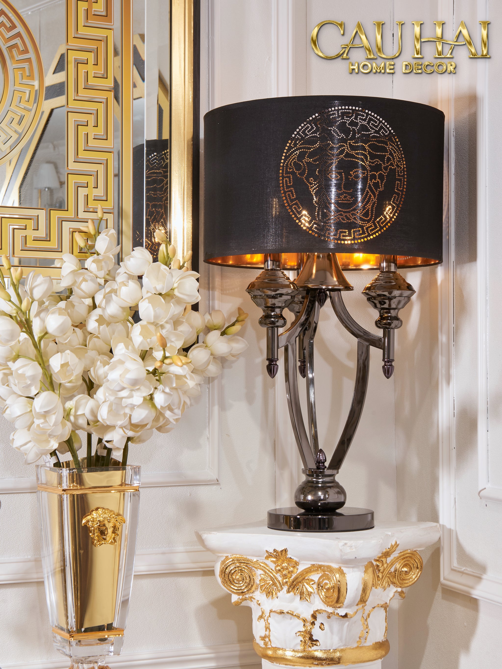 Maison Couture - Đèn Bàn Versus Medusa Signature V Class Side Table Lamp H70