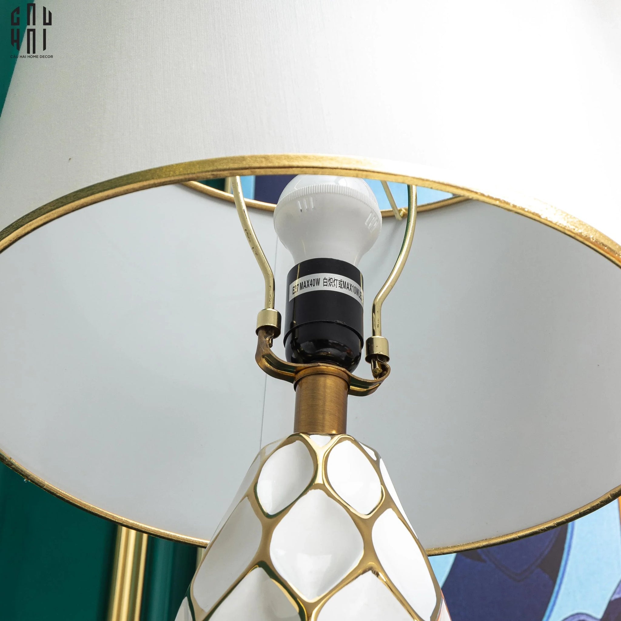 Đèn Bàn Martha - Martha Porcelain Side Table Lamp-ĐÈN BÀN-CẬU HAI HOME DECOR