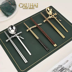 Gác Đũa Nhánh Cây Golden Bird Branch Harmony Premium Chopstick Rack 11 x 8.4 cm-CẬU HAI HOME DECOR