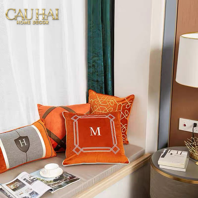 Gối Nhung Terra Heritage H Crest 30X50-VỎ GỐI-CẬU HAI HOME DECOR