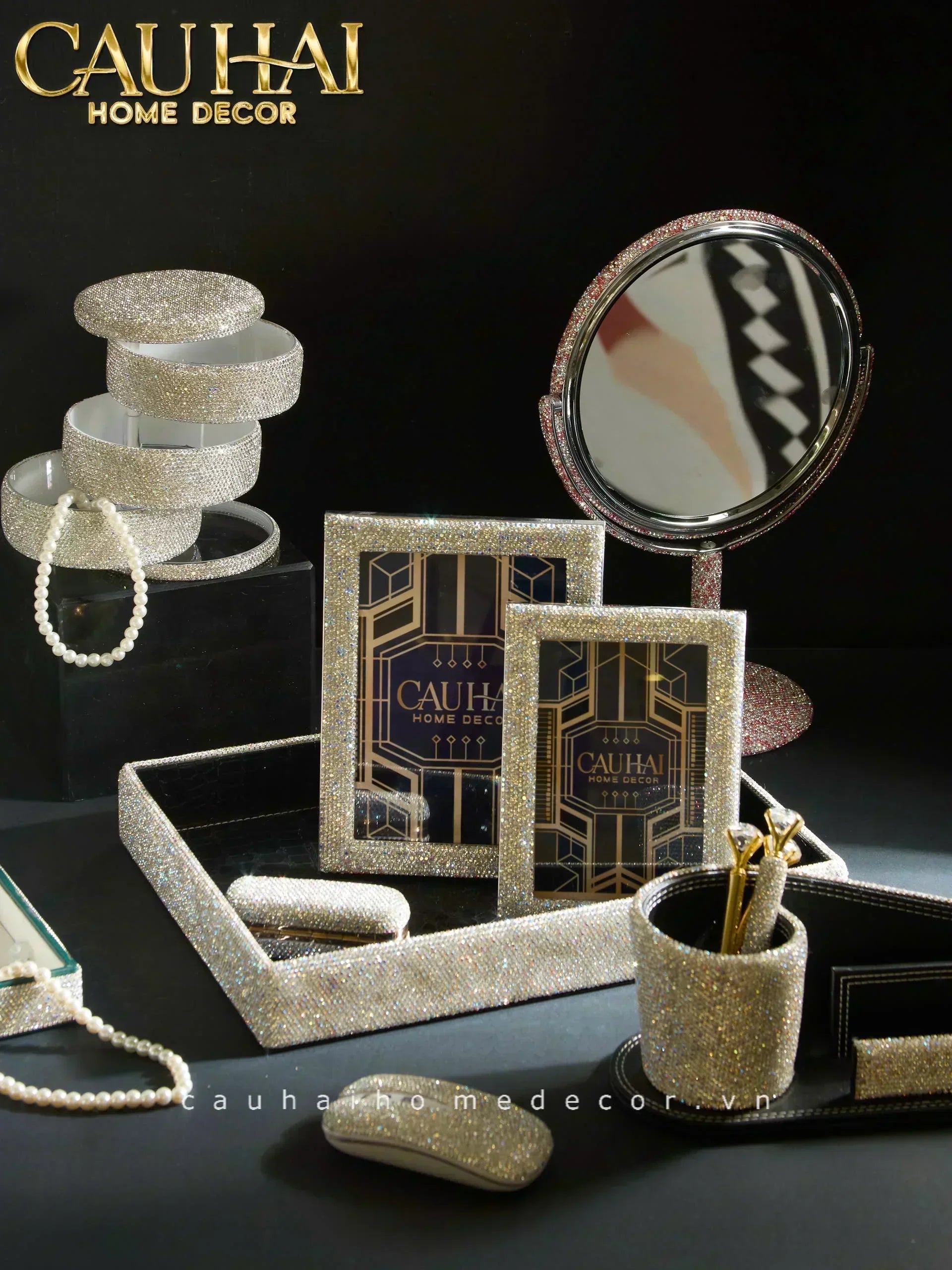 Haute Folie - Hộp Cọ Make Up On The Go Beauty Box Diamond Bling Bling-HỘP TRANG SỨC-CẬU HAI HOME DECOR