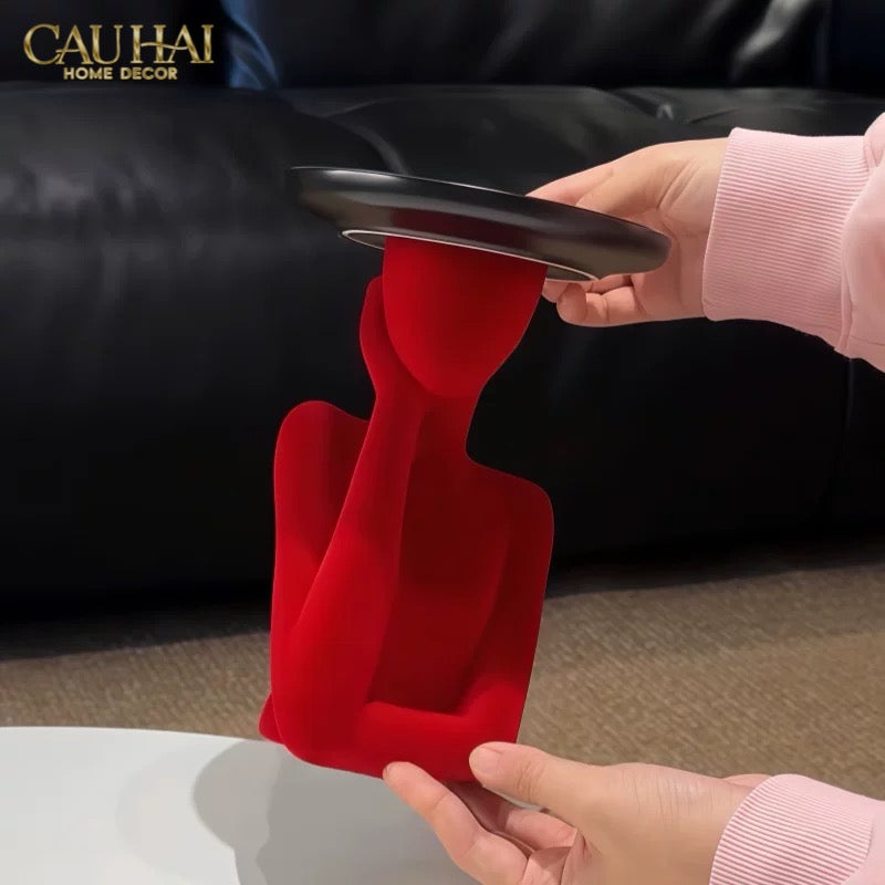 Haute Folie - Tượng Cô Gái Nhung Đỏ Muse de Velours Rouge Coupelle 22x15-TƯỢNG TRANG TRÍ-CẬU HAI HOME DECOR