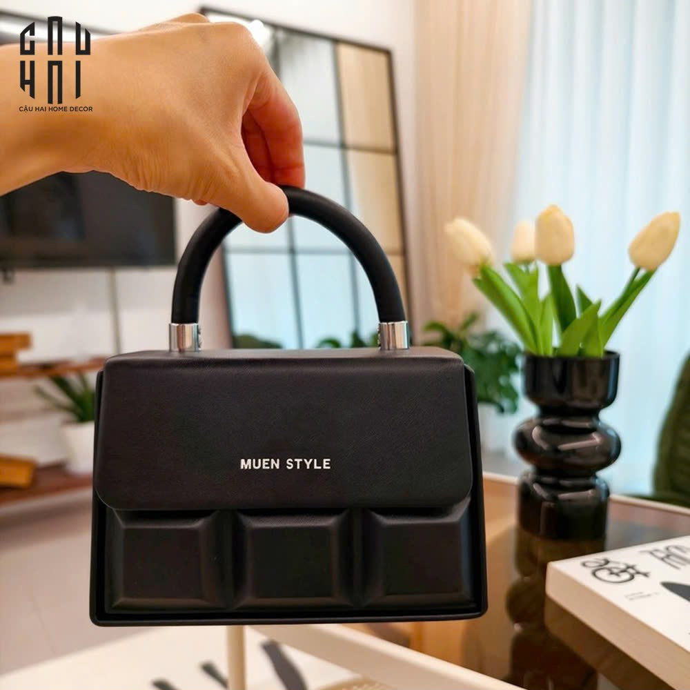 Hộp Khăn Giấy Da Savoir "La Damme Iconique" Lady Bag-HỘP KHĂN GIẤY-CẬU HAI HOME DECOR