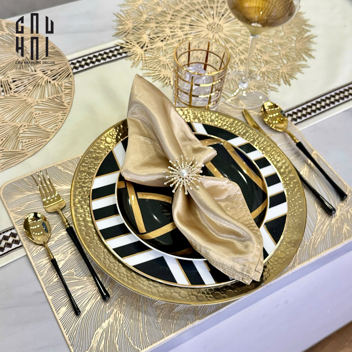 Khăn Ăn - Silk Napkin Golden Maison-KHĂN ĂN-Đối tác tại Trung Quốc theo từng đơn đặt hàng-CẬU HAI HOME DECOR