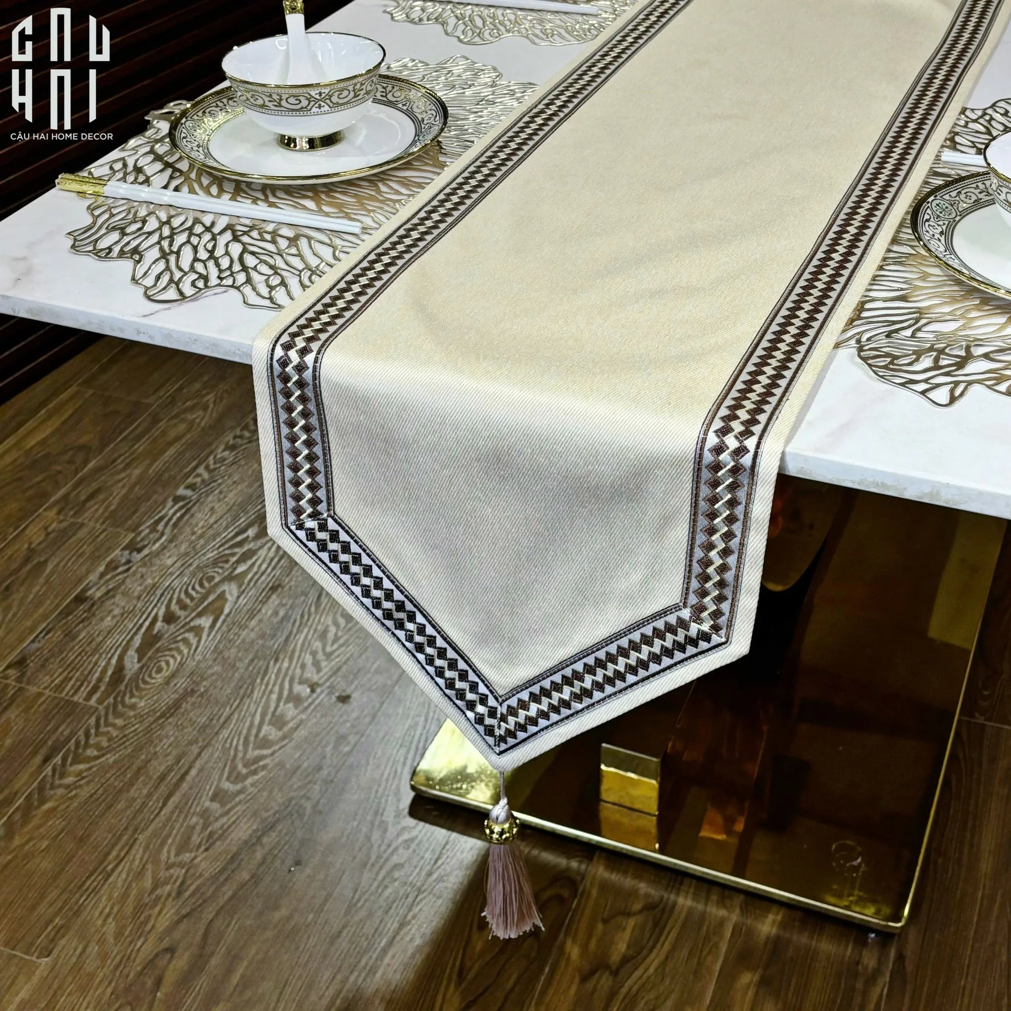 Khăn Trải Bàn - Cataleya Imperial Floral Beige Luxury Embroidered Silk Table Runner-KHĂN TRẢI BÀN-CẬU HAI HOME DECOR