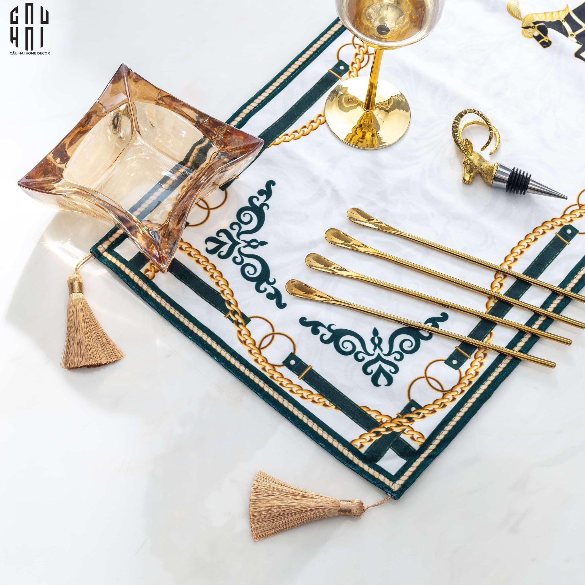 Khăn Trải Bàn Royal Hall Cavalier 2M6 Velvet Table Runner.-KHĂN TRẢI BÀN-CẬU HAI HOME DECOR