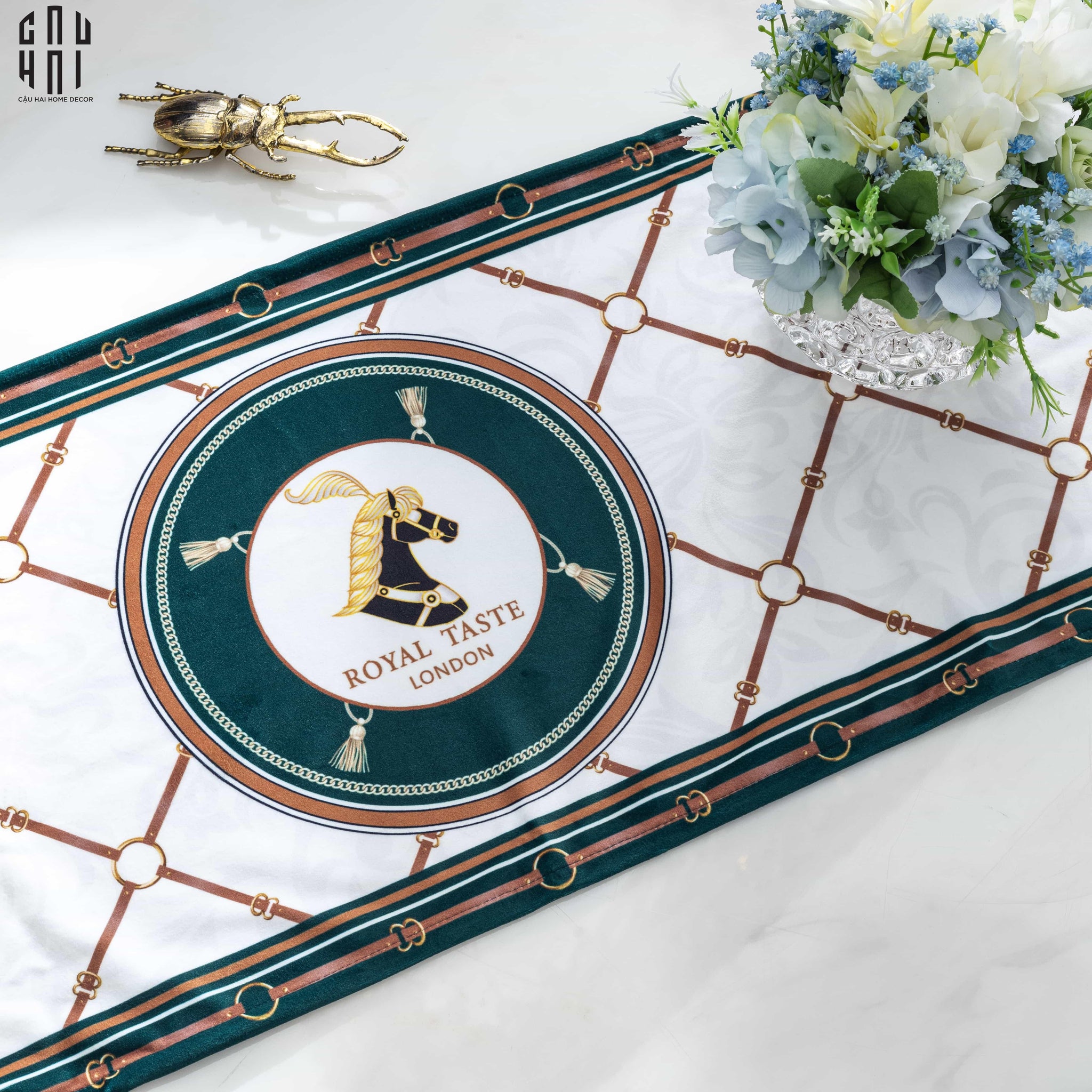 Khăn Trải Bàn Vert Chevaux 2M6 Velvet Table Runner-KHĂN TRẢI BÀN-CẬU HAI HOME DECOR