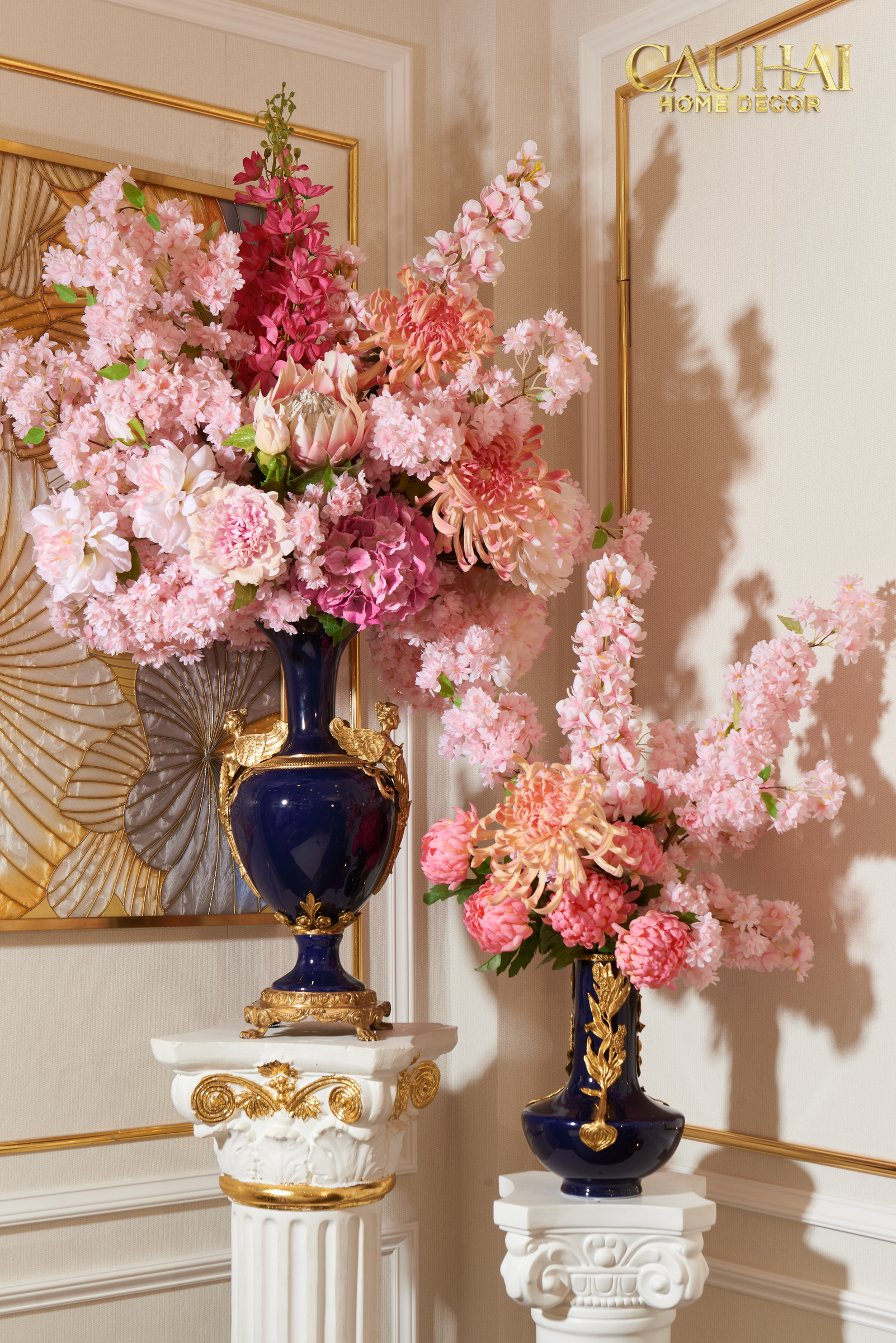 Maison Couture - Imperium Empire Divine Vase - Laurel Amphora Miniature – Imperial Cobalt 30x21x21