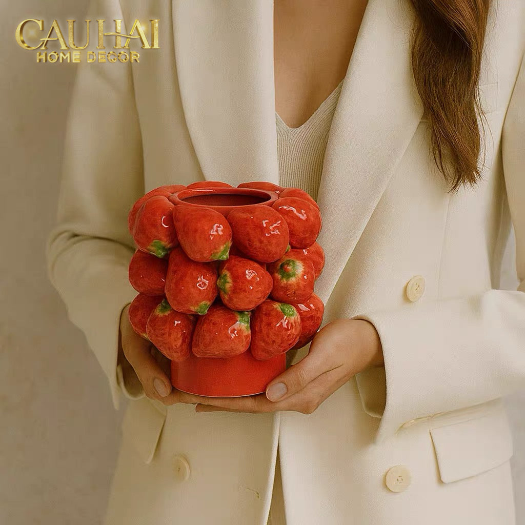 La Sicilia Royale - Bình Hoa Gốm Sứ Strawberry Impériale Rouge 19x26 H25-BÌNH HOA-CẬU HAI HOME DECOR
