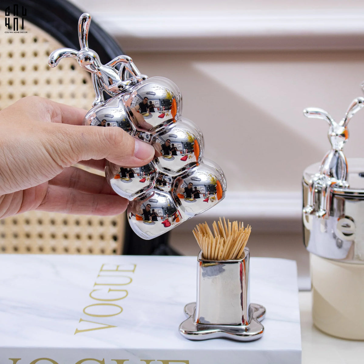 Lọ Tăm Silver Miley - Red Bow Ss25-HŨ TRANG TRÍ-Đối tác tại Trung Quốc theo từng đơn đặt hàng-CẬU HAI HOME DECOR