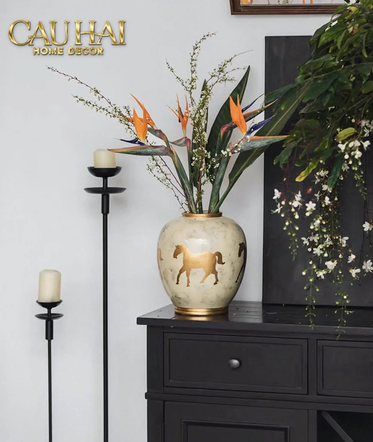 Maison Couture - Bình Hoa Gốm Sứ - Ngựa Dát Vàng Cheval Noble Ivoire Artisan Feuille D’Or Ceramic Vase H29-BÌNH HOA-CẬU HAI HOME DECOR