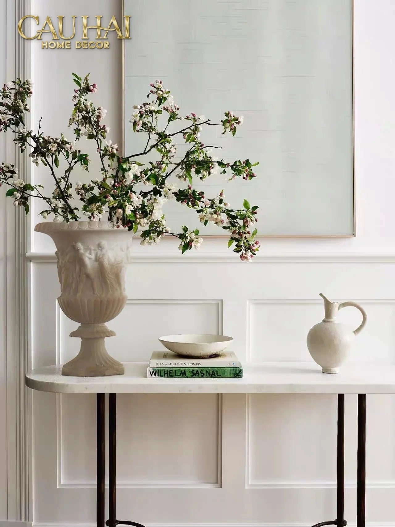 Maison Couture - Bình Hoa Phù Điêu Đá Sa Thạch Giả Ngọc - Amphora Des Dieux Dionysien - Patrimoine H47xM35-BÌNH HOA-CẬU HAI HOME DECOR