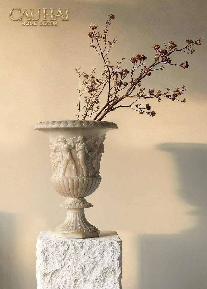 Maison Couture - Bình Hoa Phù Điêu Đá Sa Thạch Giả Ngọc - Amphora Des Dieux Dionysien - Patrimoine H47xM35-BÌNH HOA-CẬU HAI HOME DECOR