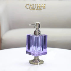 Maison Couture – Chai Kit Lotion Deepsea Blue Cristalleries Cube Impérial Vanities 8.5x7x19.5 220Ml-PHỤ KIỆN NHÀ TẮM-CẬU HAI HOME DECOR
