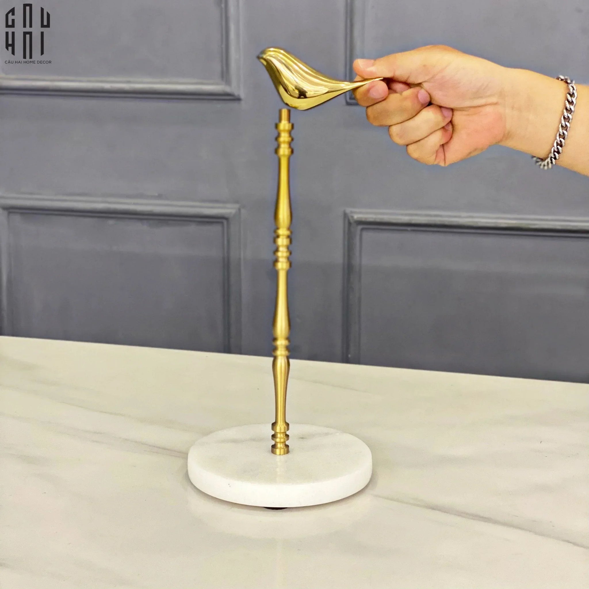 Maison Couture - Đế Giấy Lau Bếp / Giấy Ăn Bằng Đồng Đá Marble Finial Bird Paper Towel Stand 15x34-Paper Towel Stand-CẬU HAI HOME DECOR