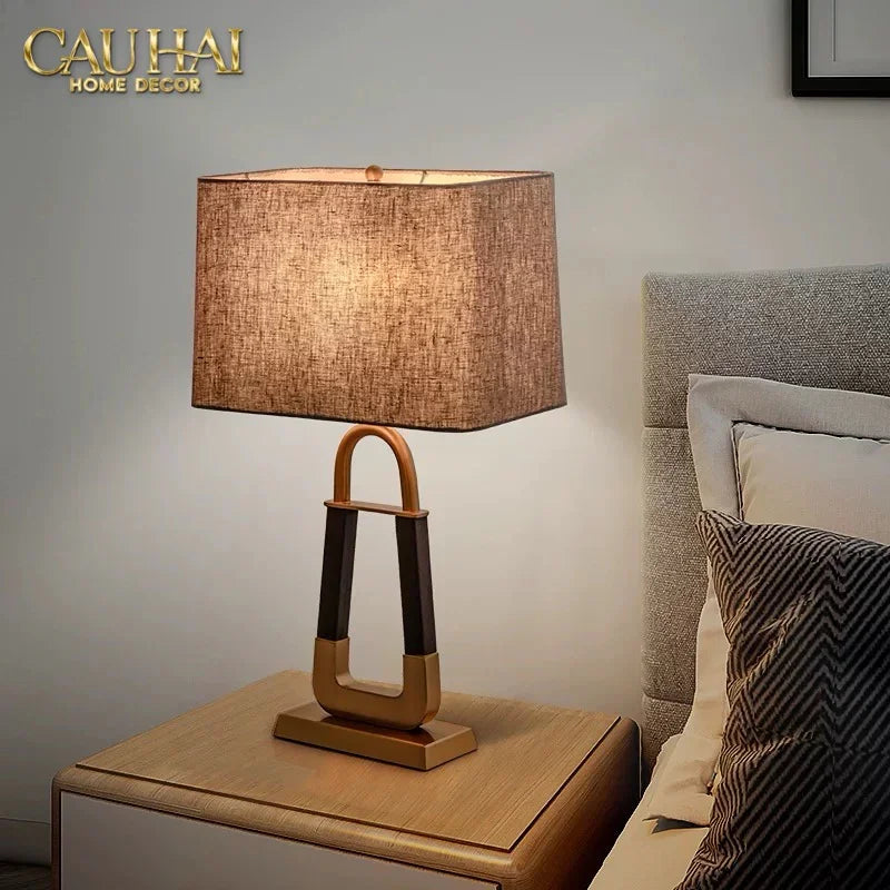 Maison Couture - Đèn Ngủ Triomphe - Triomphe Table Lamp-ĐÈN BÀN-CẬU HAI HOME DECOR