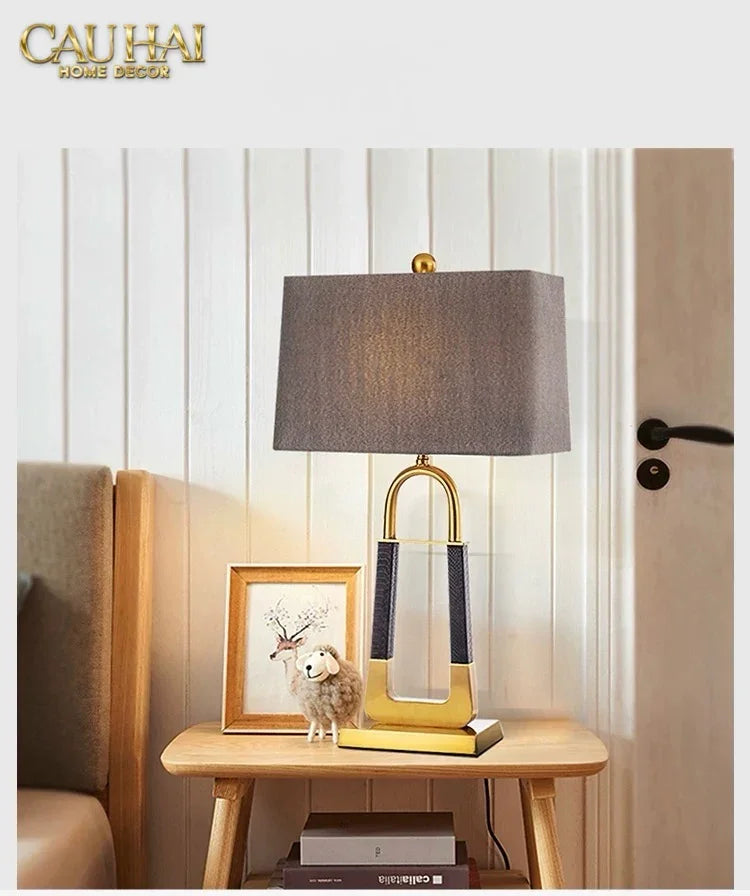 Maison Couture - Đèn Ngủ Triomphe - Triomphe Table Lamp-ĐÈN BÀN-CẬU HAI HOME DECOR