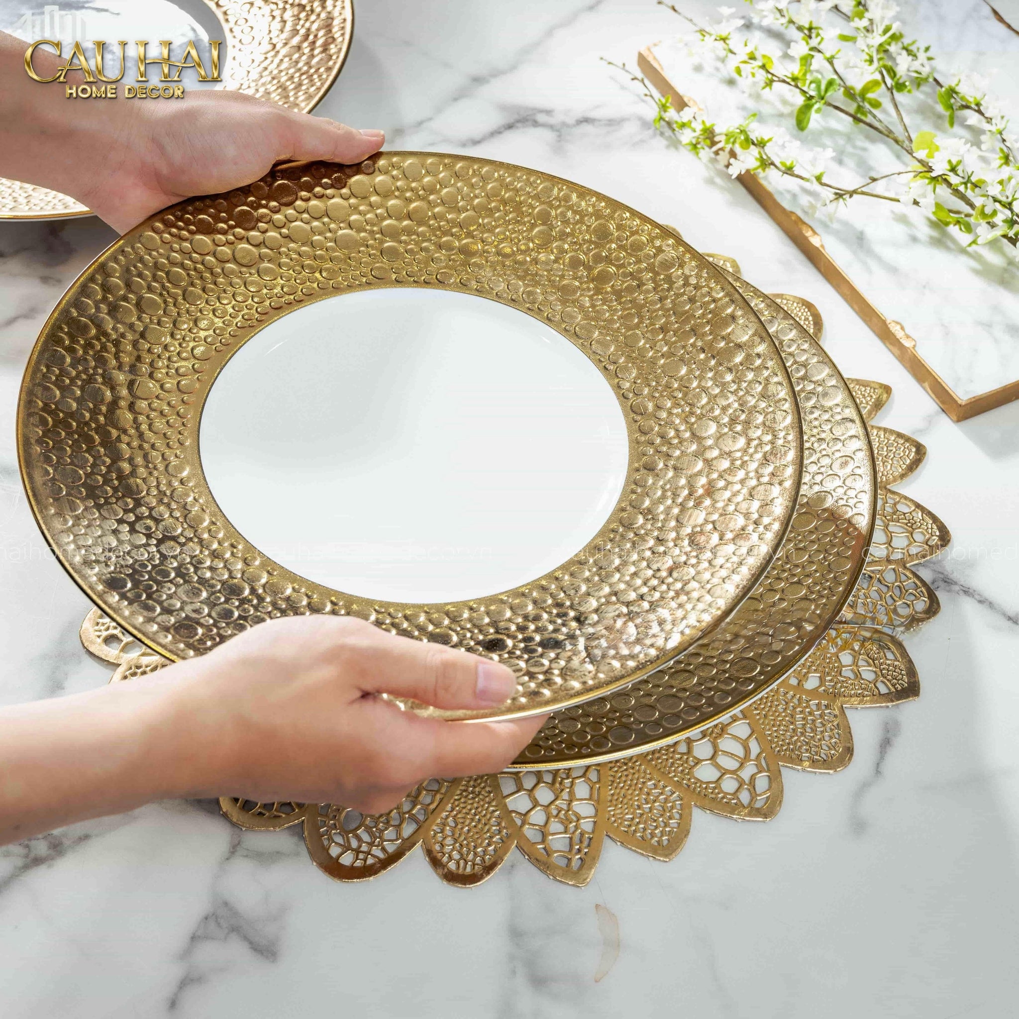 Maison Couture - Đĩa Lót Golden Bubble Dinner 31 - Ss25-SET CHÉN DĨA-CẬU HAI HOME DECOR