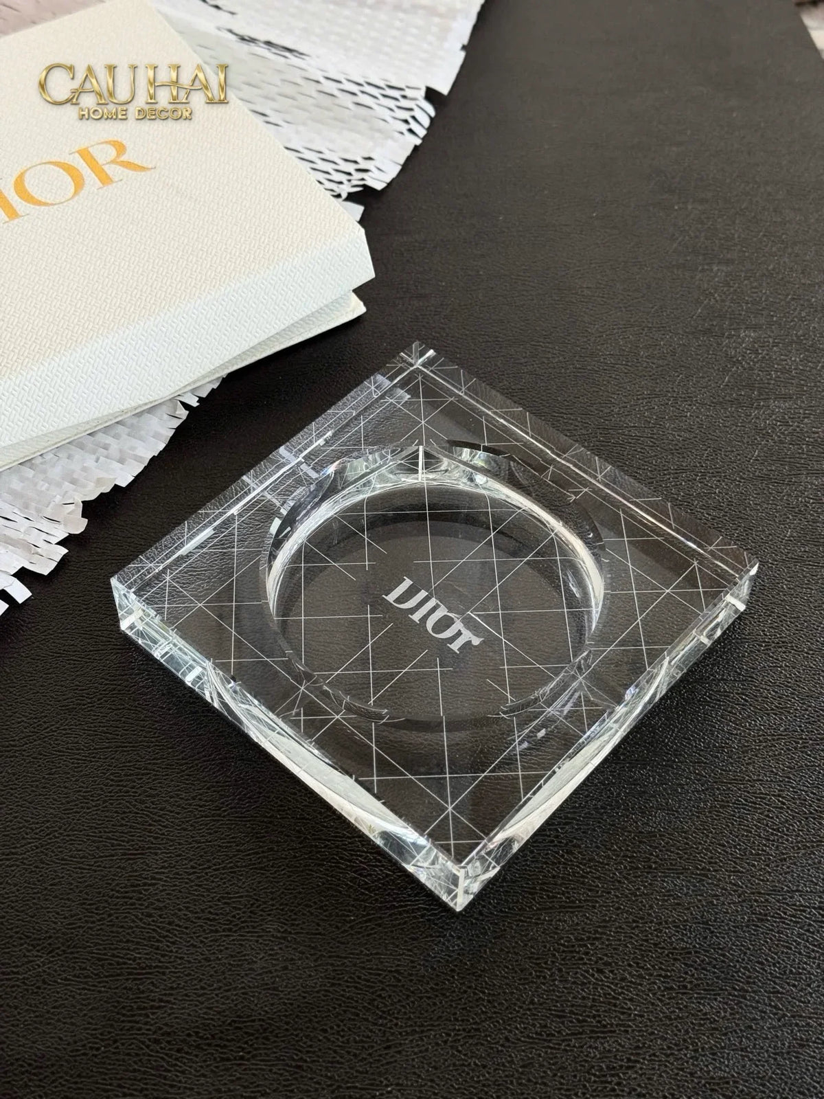 Maison Couture - Gạt Tàn Pha Lê D.O Cristalleries Ashtray Full Box Size 15-Gạt Tàn-Đối tác tại Trung Quốc theo từng đơn đặt hàng-CẬU HAI HOME DECOR