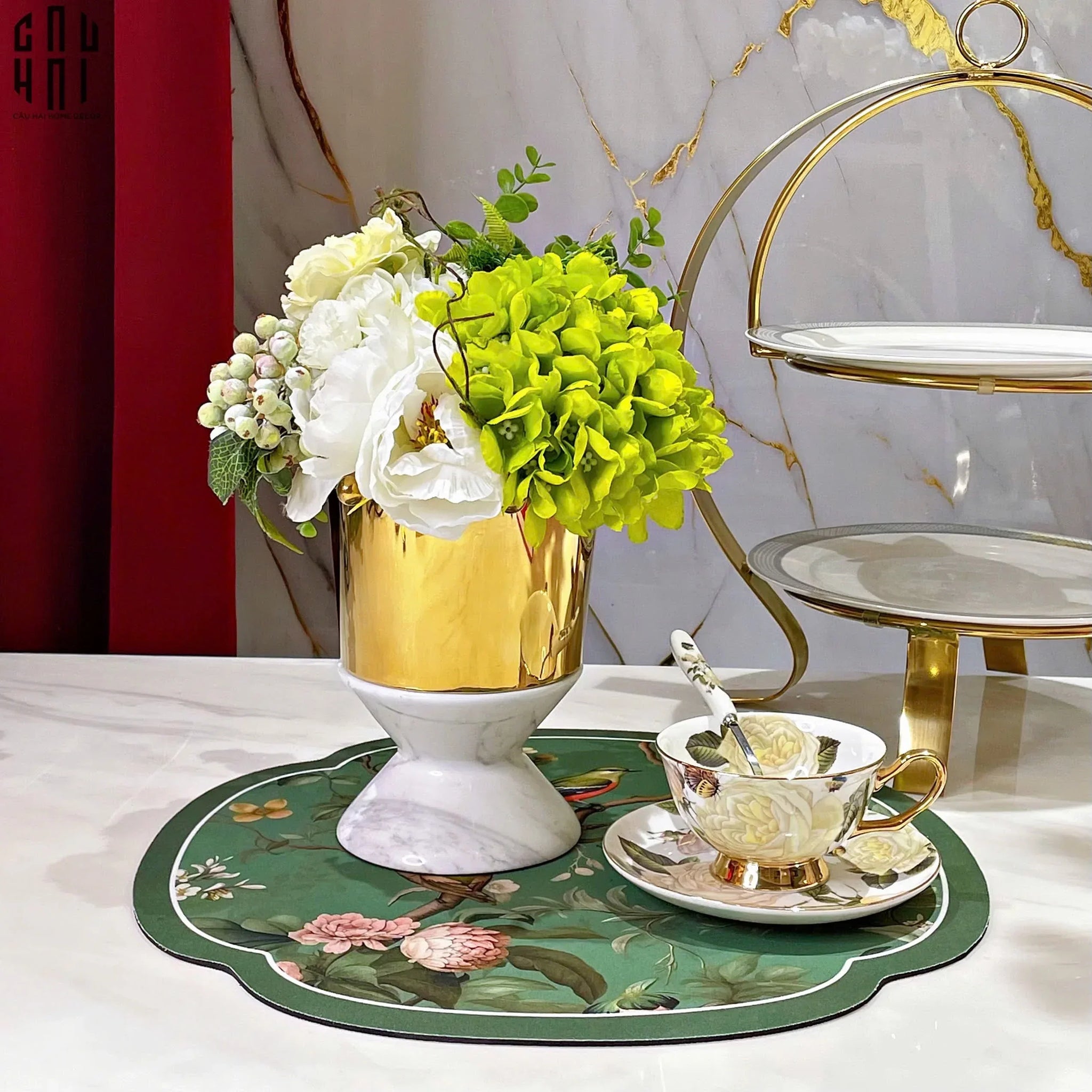 Maison Couture - Golden Crown Vessel Ss25-CẬU HAI HOME DECOR