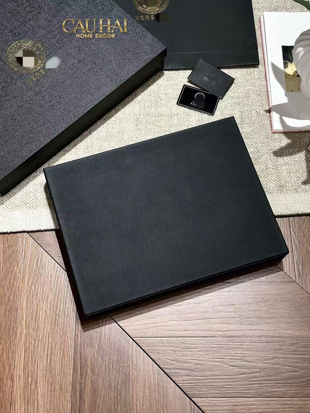 Maison Couture - Khay Da Chữ Nhật Lux Leather 30X40 Vs Savoir Medusa Atélier-KHAY TRANG TRÍ-CẬU HAI HOME DECOR