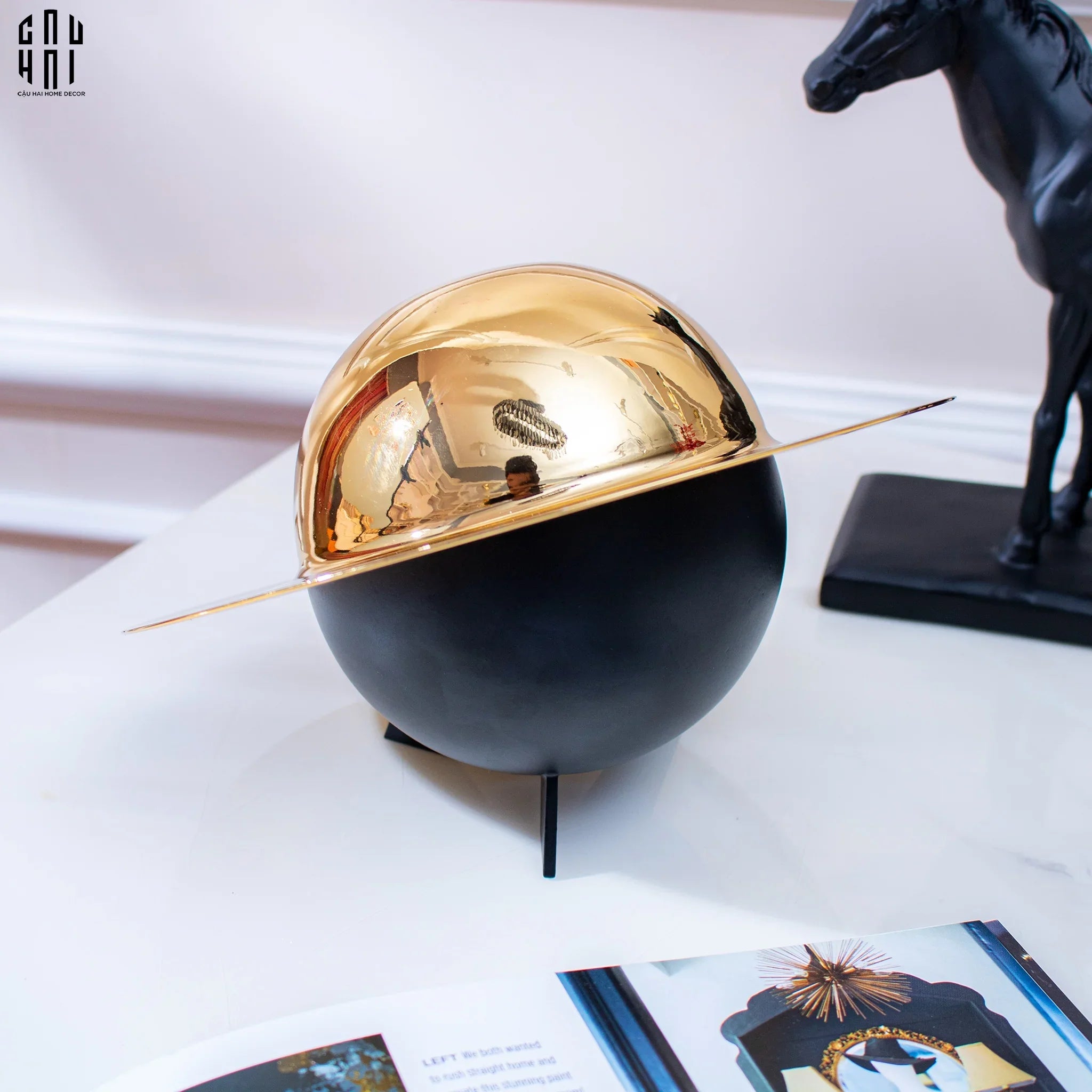 Maison Couture - Lọ Kẹo Golden Planet UFO Pop Art Decoratives Bonbonnière 15x22-Lọ kẹo Canister Bonbonnière-CẬU HAI HOME DECOR