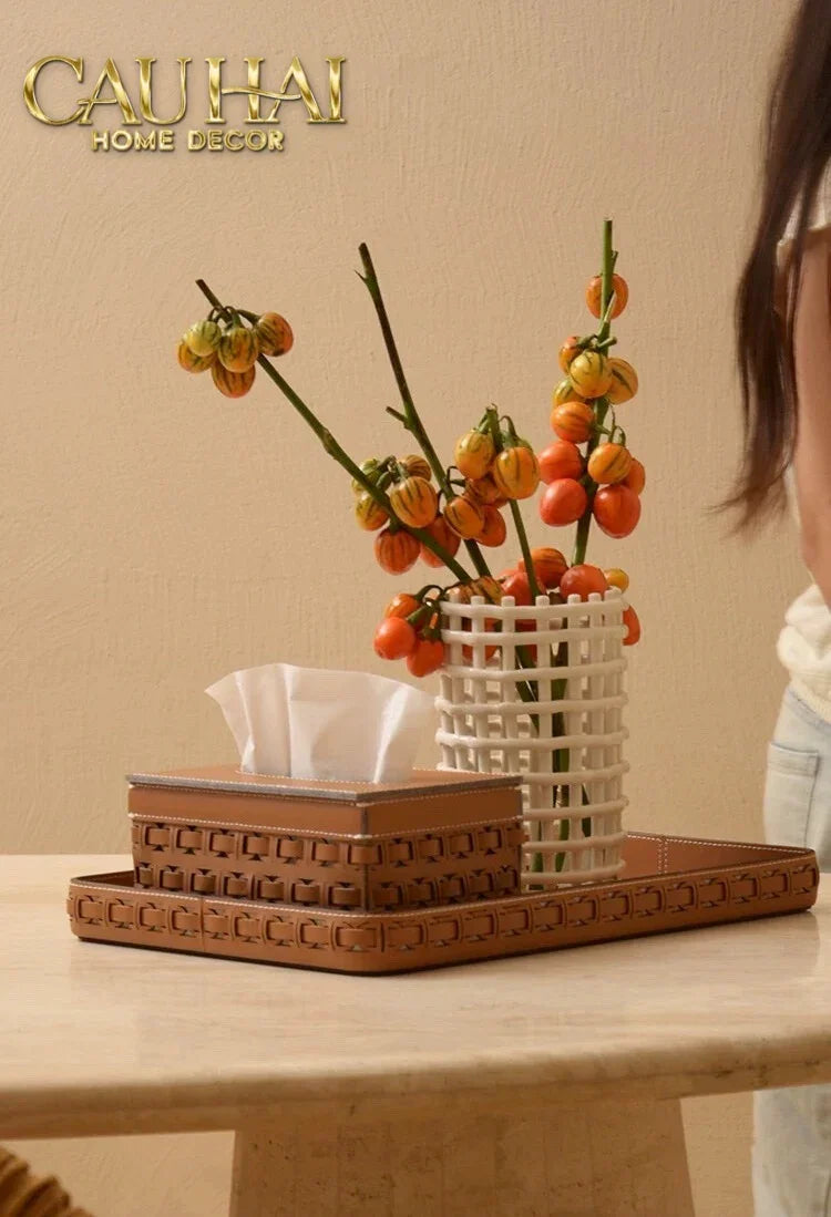 Maison Couture - Lọ Trang Trí Đầu Ngựa Da Thuộc Equestrian Head Leather Saddle Brun Vessel 13x17-HŨ TRANG TRÍ-CẬU HAI HOME DECOR