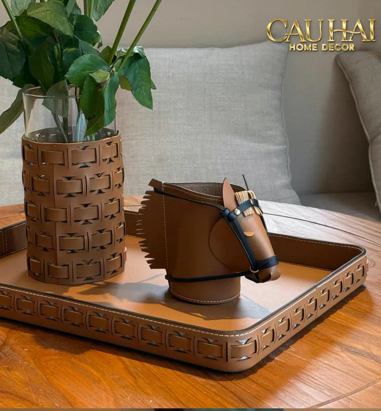 Maison Couture - Lọ Trang Trí Đầu Ngựa Da Thuộc Equestrian Head Leather Saddle Brun Vessel 13x17-HŨ TRANG TRÍ-CẬU HAI HOME DECOR