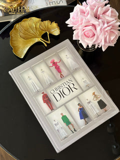 Maison Couture - Sách Fashion Runway D.O Atelier 226 pages 22.9x30.1-CẬU HAI HOME DECOR
