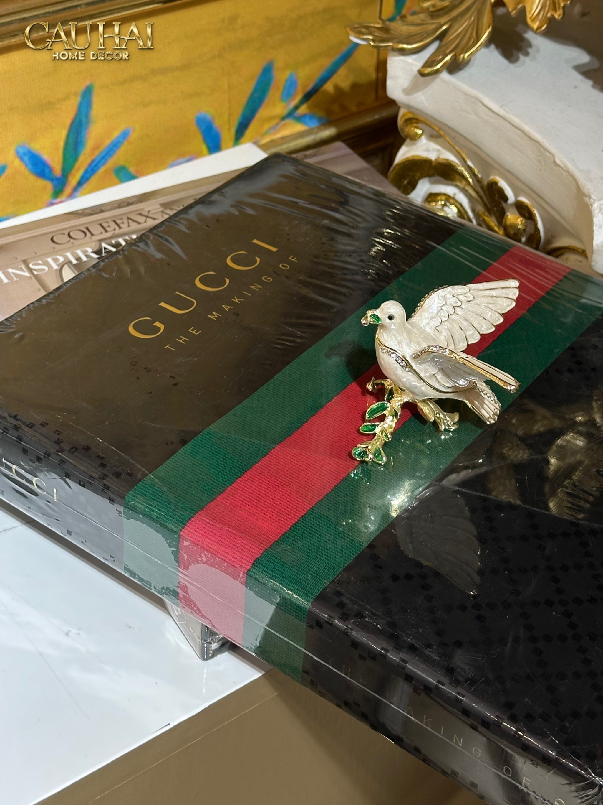 Maison Couture - Sách Fashion Runway The Making Of GG 26x33 383 pages-CẬU HAI HOME DECOR