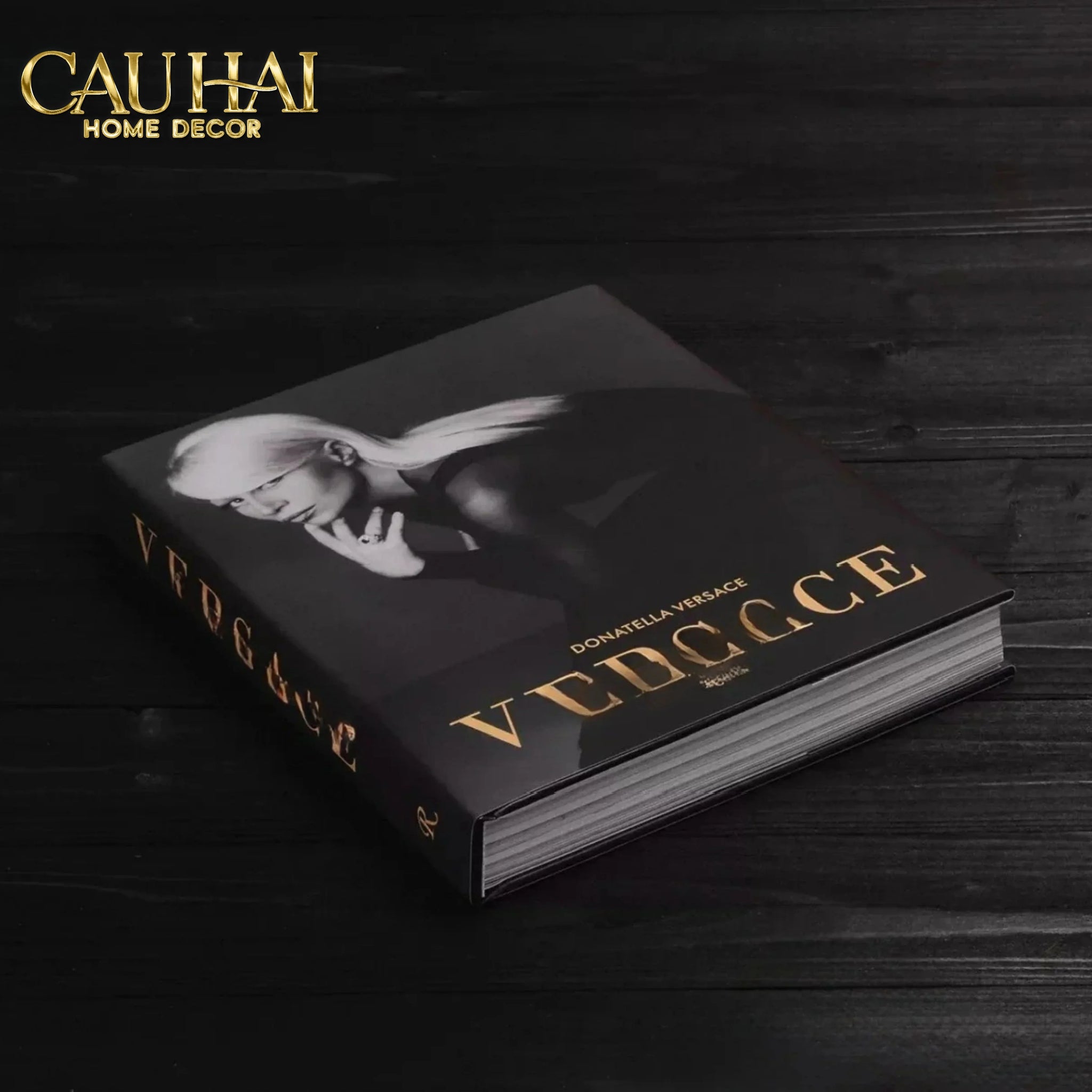 Maison Couture -Sách Fashion Runway Versace 24x30-SÁCH TRANG TRÍ-CẬU HAI HOME DECOR