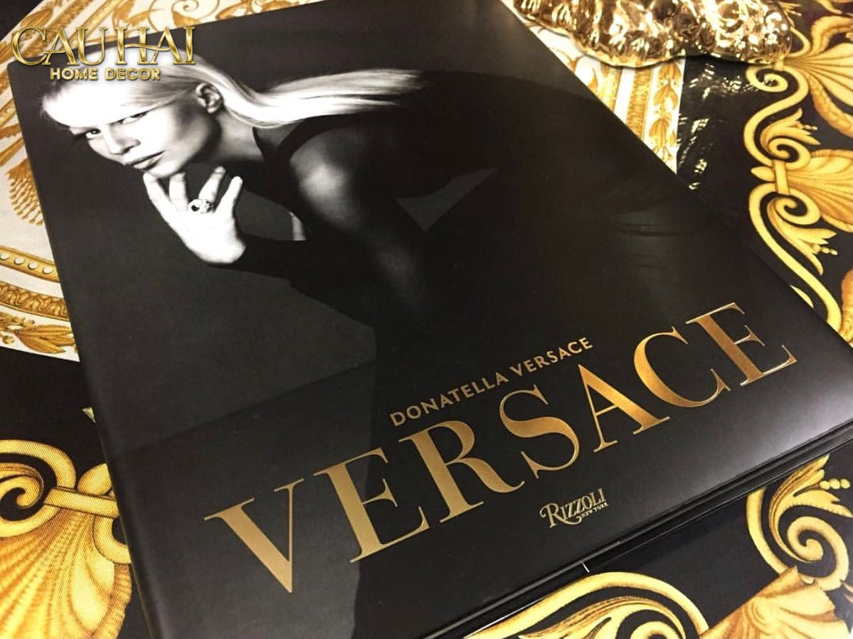 Maison Couture -Sách Fashion Runway Versace 24x30-SÁCH TRANG TRÍ-CẬU HAI HOME DECOR