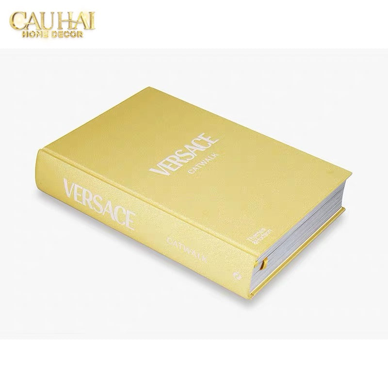 Maison Couture - Sách Fashion Versace Catwalk-Sách Couture-CẬU HAI HOME DECOR-CẬU HAI HOME DECOR