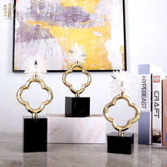 Maison Couture - Set 2 Tượng Hoa 4 Cánh Bằng Đồng Avalon Clover White Quartz 13x30-TƯỢNG TRANG TRÍ-CẬU HAI HOME DECOR