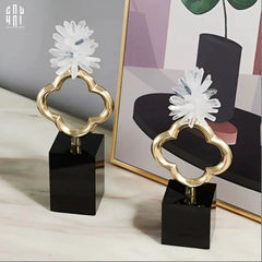Maison Couture - Set 2 Tượng Hoa 4 Cánh Bằng Đồng Avalon Clover White Quartz 13x30-TƯỢNG TRANG TRÍ-CẬU HAI HOME DECOR