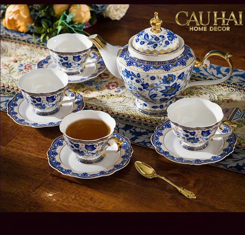 Maison Couture – Set Bình Trà Khay Sứ 6 Tách Indochine Héritage Indigo Blue Floral Porcelain 10Pcs-SET BÌNH TRÀ-CẬU HAI HOME DECOR